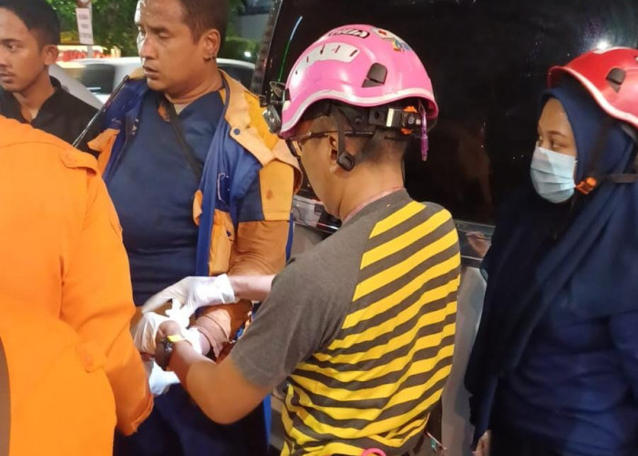 Polisi Beberkan Kronologi Perkelahian Bersajam di Jalan Embong Malang