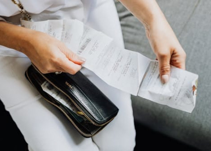 Waspada Zat Bisphenol pada Struk Belanja, Ini Dampaknya bagi Kesehatan Hormon