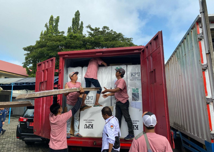 KPU Kota Madiun Mulai Distribusikan Logistik Pemilu