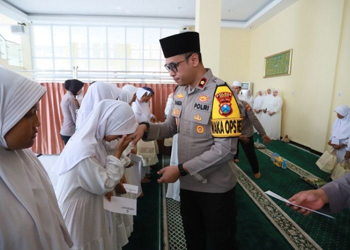 Polres Gresik Peringati Maulid Nabi 1448 H, Santuni Anak Yatim dan Perkuat Keteladanan