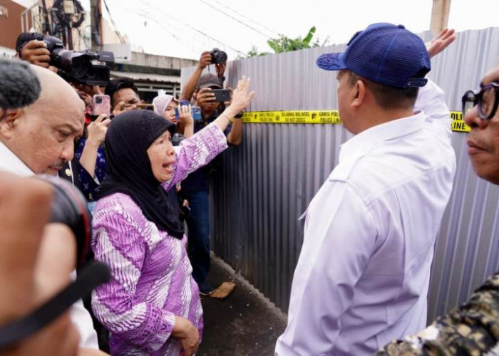 Turun Langsung ke Lokasi Penggusuran Klaster di Kabupaten Bekasi, Menteri Nusron Tegaskan Kehadiran Negara