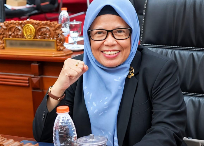 DPRD Surabaya Apresiasi Penertiban 477 Reklame Liar, Desak Evaluasi Target Pajak