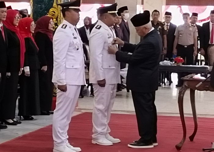 Bupati Malang Sanusi Lantik 117 Guru Menjadi Kepala Sekolah