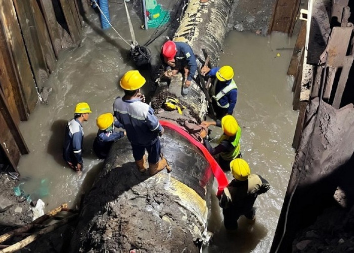 PAM Surya Sembada Surabaya Tuntaskan Perbaikan Pipa Dukuh Menanggal Tanpa Mematikan Air