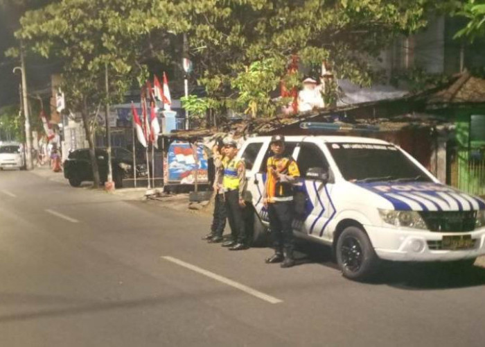 Unit Patroli Polsek Rungkut Intensifkan Pengawasan di Jalan Raya Kalirungkut, Antisipasi Kejahatan Jalanan