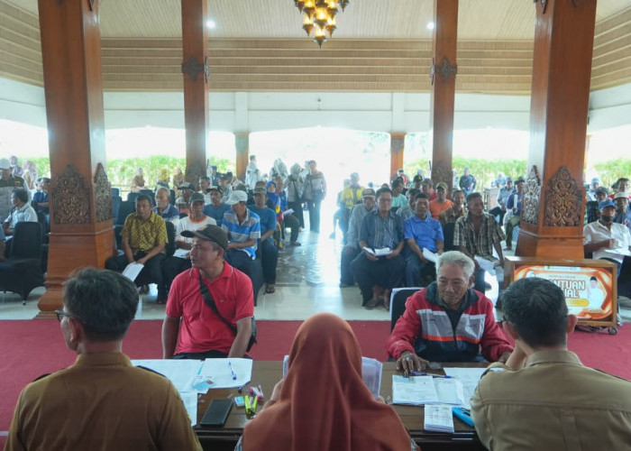 Jelang Lebaran 1447 H, Ning Ita Salurkan Bansos Maraton bagi Ribuan Warga Rentan di Kota Mojokerto