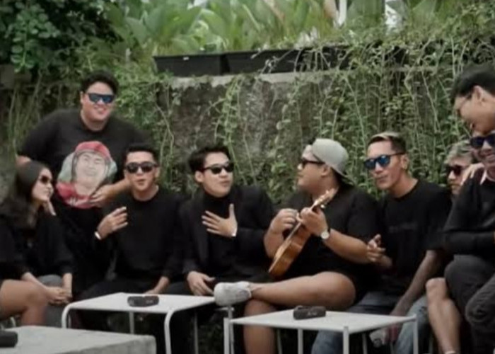 Lirik Lagu Kisinan - Masdddho Lengkap dengan Terjemah Bahasa Indonesia