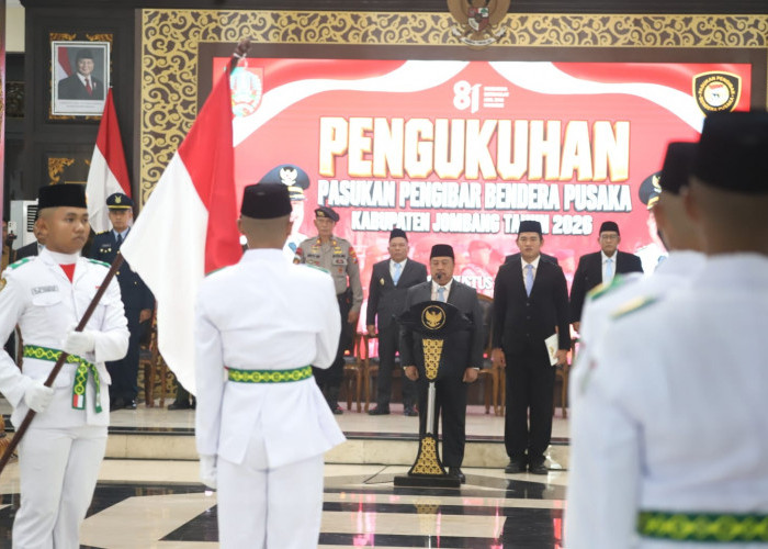 Bupati Warsubi Kukuhkan Paskibraka Jombang 2026, Pesan Fokus dan Jangan Jemawa