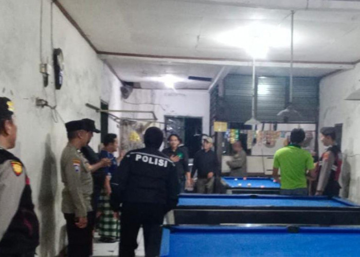 Patroli Yustisi Gabungan 3 Pilar Polsek Karangpilang Jelang Ramadan, Tempat Biliar Diimbau Tutup