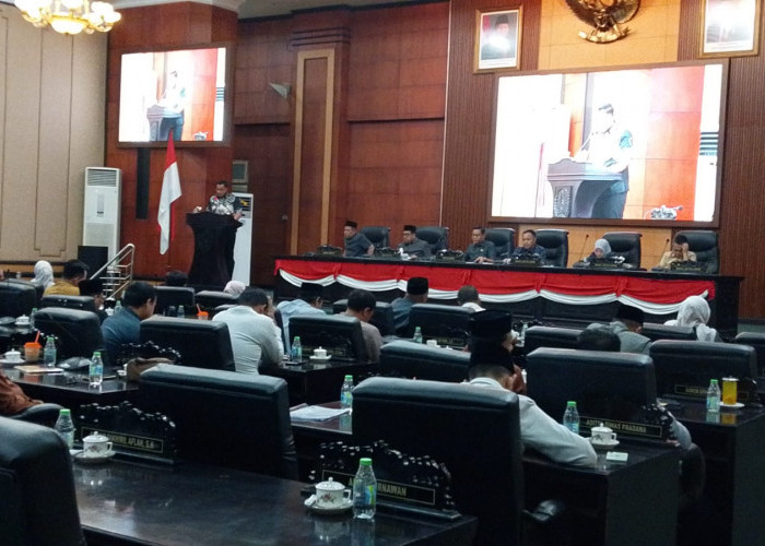 RAPBD Jombang 2027 Disorot Tiga Fraksi, dari Pendapatan hingga Infrastruktur