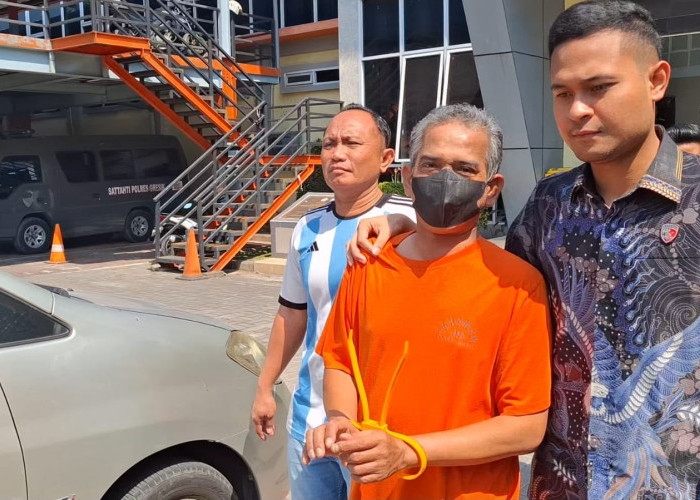 Bantu Dalang Kasus SK ASN Bodong, Oknum Pegawai Pemkab Gresik Resmi Ditahan 