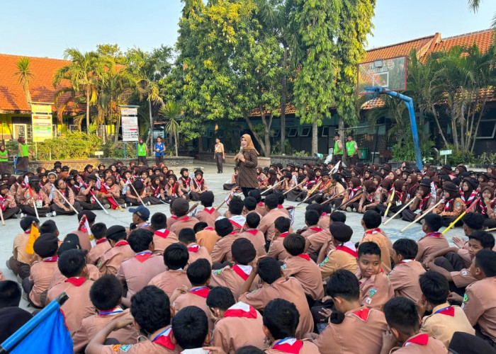 Cegah Bullying, Satreskrim Polresta Sidoarjo Edukasi Pelajar agar Bijak Bermedsos