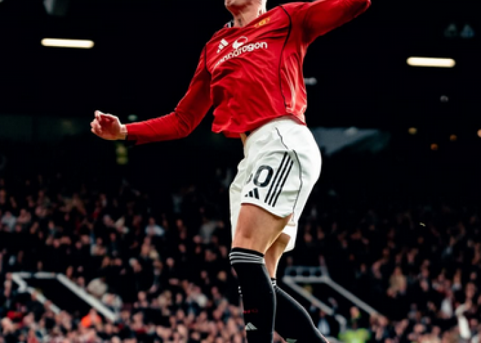 Bangkit dari Tertinggal, Manchester United Tembus Tiga Besar Liga Inggris