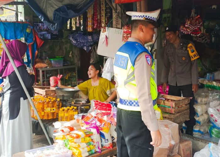 Jaga Kondusivitas Wilayah, Polsek Bubutan Gelar Patroli Antisipasi 3C di Pasar Kali Dukuh