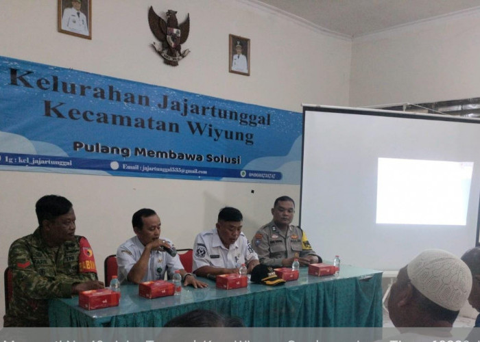 Dukung Pemberdayaan Ekonomi, Polsek Wiyung Sosialisasikan Pembangunan Koperasi Merah Putih di Jajartunggal