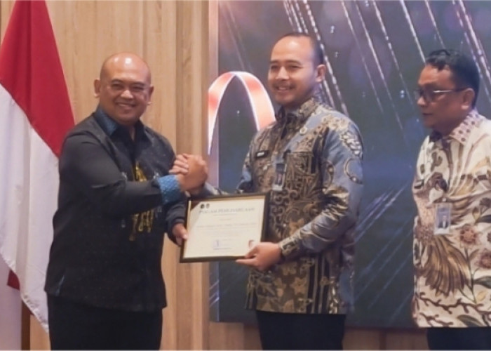 Periksa 264 Dokumen Keimigrasian, Imigrasi Soetta Raih Penghargaan Pengelolaan Labfor untuk Pro Justitia