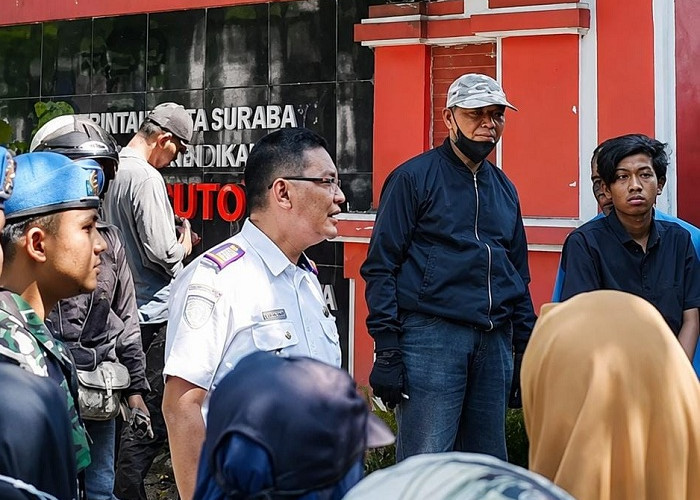 Jukir Trunojoyo Surabaya Terima Uang Tunai, Dishub Cabut KTA