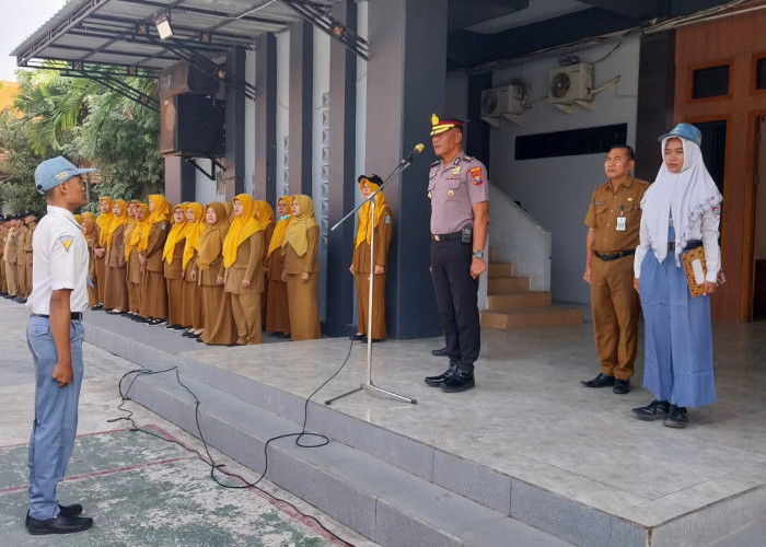 Police Goes To School Polres Lamongan Bentengi Pelajar dari Narkoba dan Tawuran