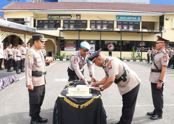Iptu Dodik Eko Susanto Resmi Jabat Kasatsamapta Polres Pelabuhan Tanjung Perak