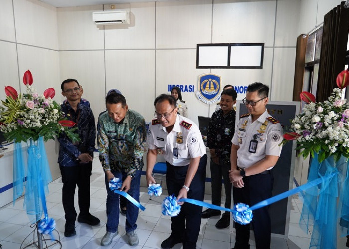Imigrasi Ponorogo Resmikan Layanan Paspor CPMI di LTSA Kabupaten Ponorogo