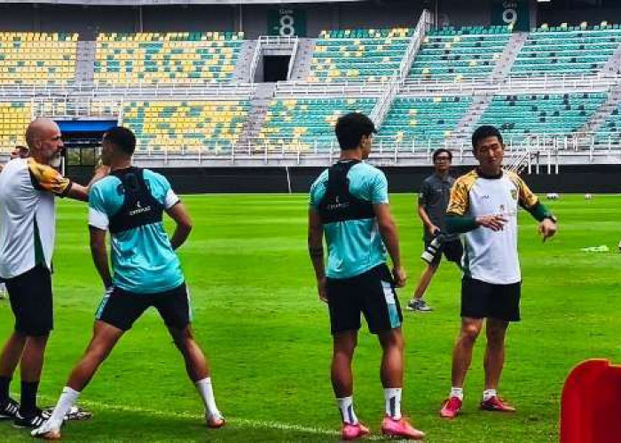 Latihan Terakhir Jelang Lawan Semen Padang, Persebaya Matangkan Strategi 