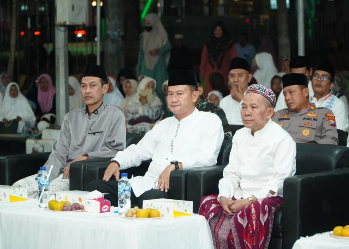 Peringati Maulid Nabi, Bupati Yes Doakan Lamongan Jadi Daerah Sejahtera dan Penuh Keberkahan