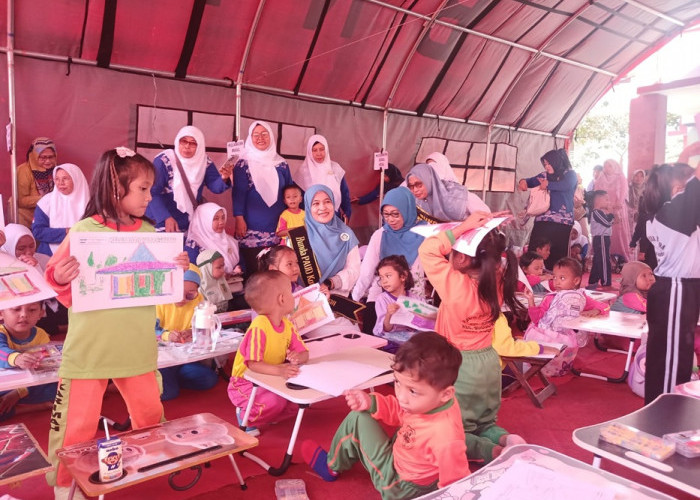 Bunda Ani Tekankan 7 Kebiasaan Anak Hebat di Gebyar Kreativitas PAUD Pasuruan