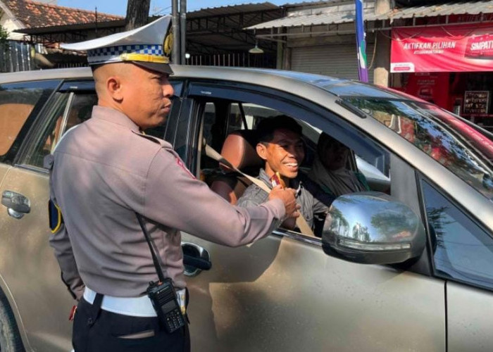 Urai Kemacetan Pasar Pasinan, Jalur Alternatif Polsek Baureno Besutan Satlantas Bojonegoro Banjir Apresiasi