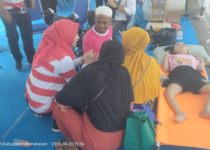 Bupati Pamekasan Hadiri Penyaluran Bantuan 2.000 Penyandang Disabilitas 