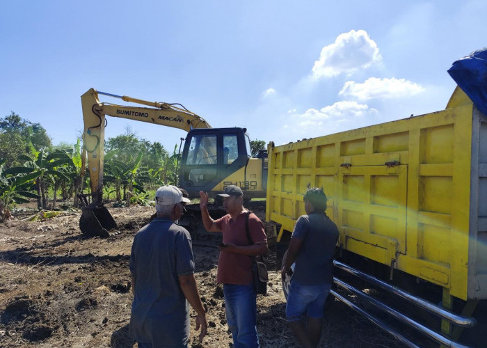 Polres Gresik Amankan Alat Berat dan Truk Tambang Galian C Ilegal di Bungah