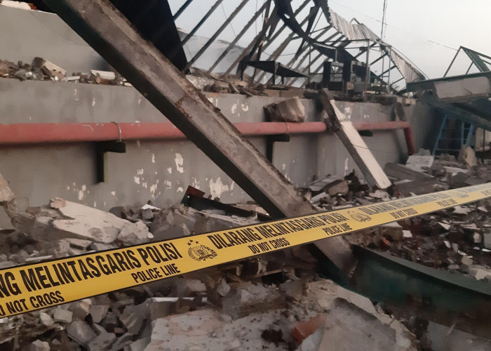 Pabrik Sepatu Terbakar, Kerugian Capai Rp 50 M