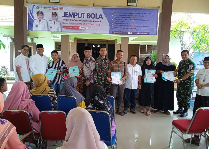 Satgas TMMD Ke-126 Sidoarjo Buka Pelayanan Administrasi Kependudukan di Balai Desa Kedondong