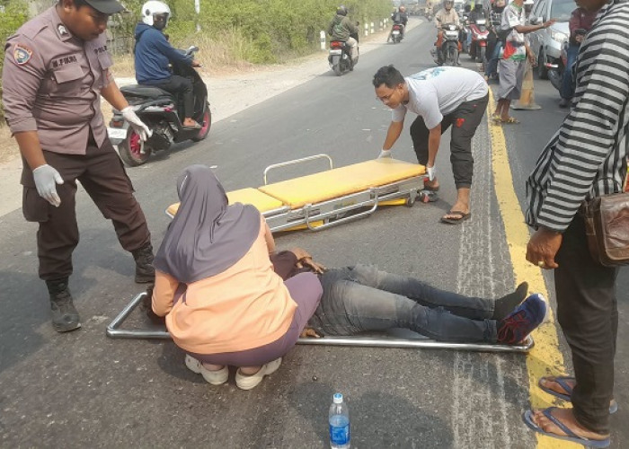 Gagal Menyalip di Jalan Raya Manyar Gresik, Satu Tewas Usai Mega Pro Hantam Truk Trailer 