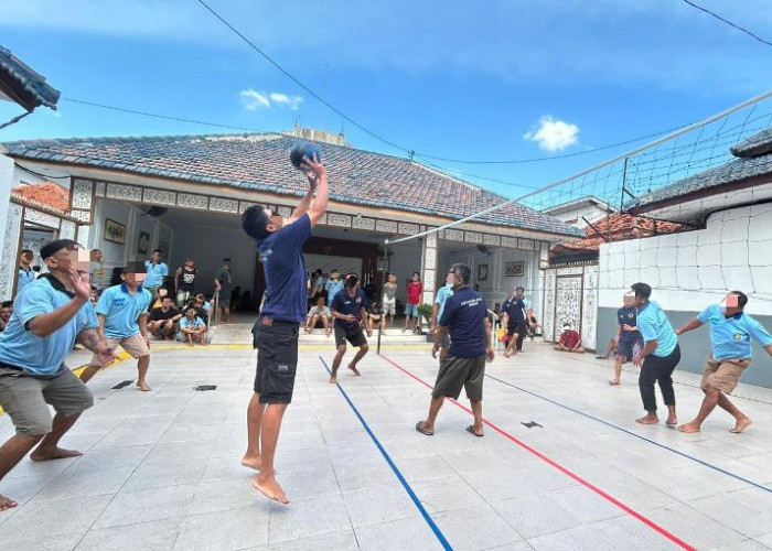 Sambut HBP Ke-62, Rutan Gresik Gelar Lomba Voli Antar Warga Binaan 