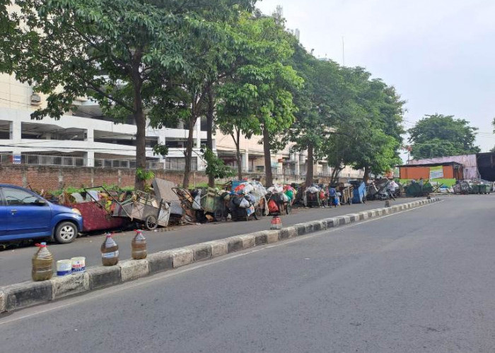 TPS Jalan Jetis Overload, Sampah Berserakan dan Kumuh