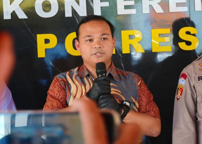 Curi Uang Rp18 Juta di Pasar Ngrambe, Pelaku Ditangkap Polres Ngawi di Bojonegoro