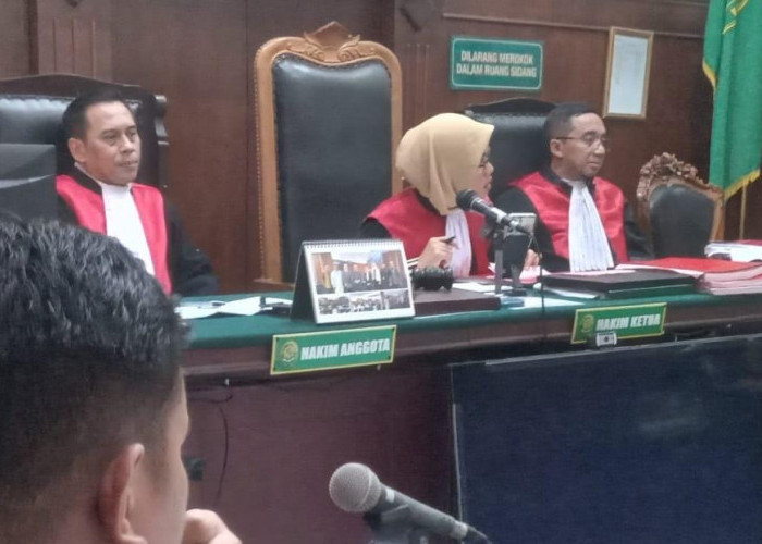 Beli Ganja Lewat Sosmed, Divonis 7 Tahun Penjara