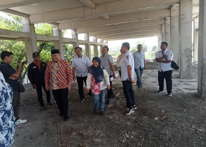 Wujudkan Pemerataan Pendidikan, Komisi D DPRD Surabaya Kawal Pembangunan SMPN Baru hingga Siap Beroperasi