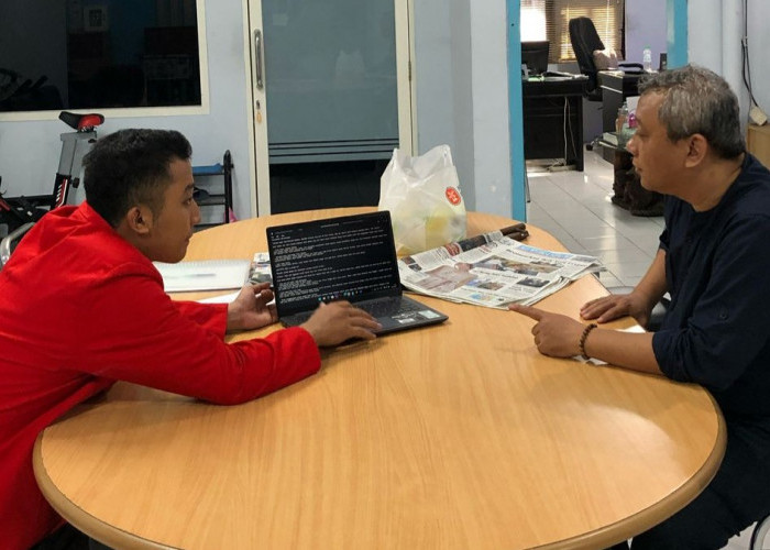 Mahasiswi Ilmu Komunikasi Untag Surabaya Perkaya Pengalaman Jurnalistik di Memorandum