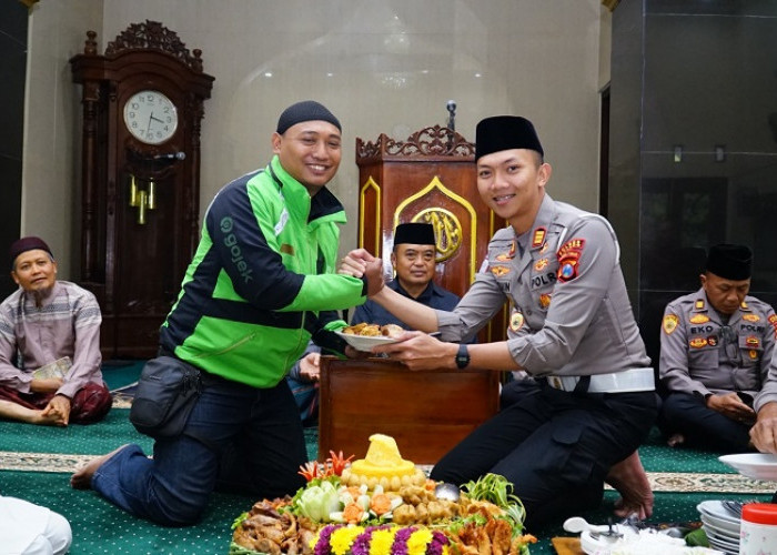 Peringati HUT Ke-71 Lalu Lintas Bhayangkara, Satlantas Polres Malang Perkuat Sinergi dengan Komunitas Ojol