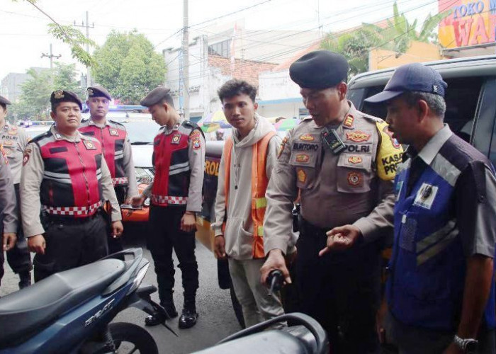 Patroli Keliling Polres Bangkalan Sisir Kawasan Padat Obvit di Perkotaan