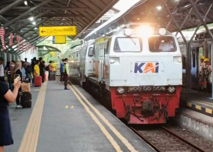 KAI Daop 8 Surabaya Terapkan Grafik Perjalanan Kereta Api 2025 mulai 1 Februari 2025