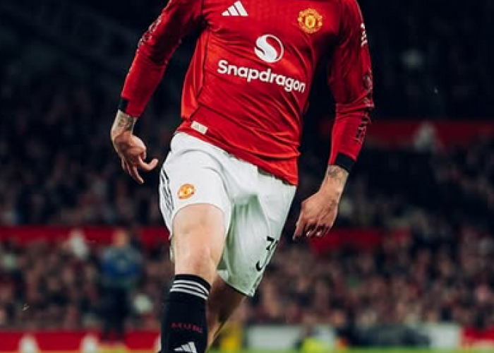 Tanpa Manajer, Man United Tumbang di Old Trafford