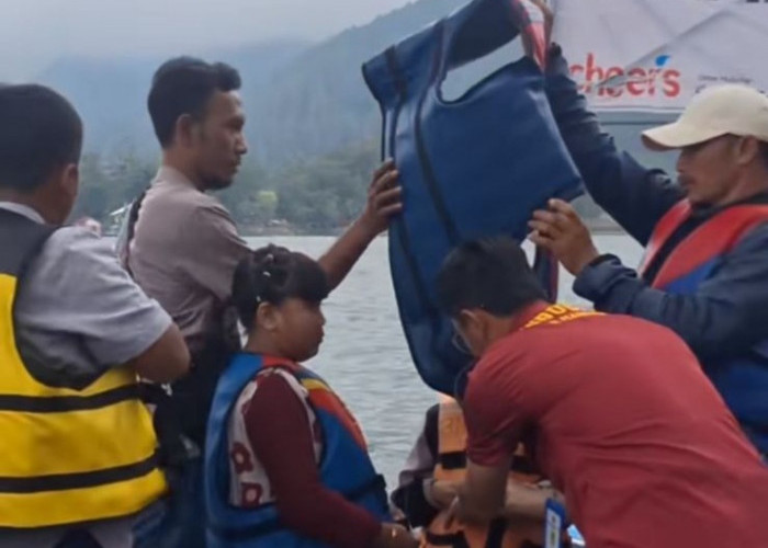 Ciptakan Rasa Aman dan Nyaman Wisatawan, Disbudpar Magetan Siagakan Lakeguard di Sarangan