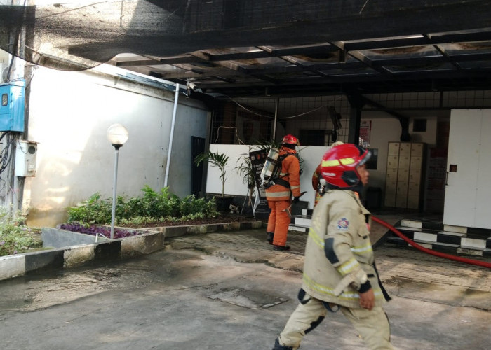 Kebakaran Mapolres Pelabuhan Tanjung Perak Berhasil Dipadamkan dalam 18 Menit, Layanan Publik Dipastikan Aman
