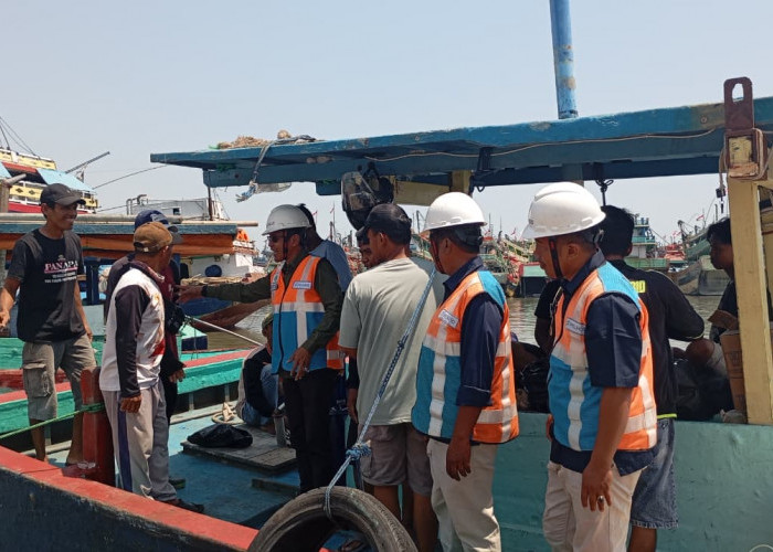 Cegah Kebakaran di Pelabuhan, GM Pelindo Tegal Sidak Kapal Bersandar