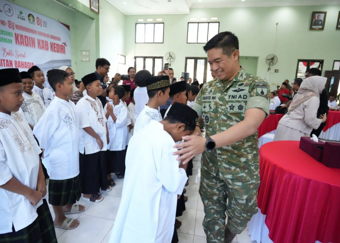 Kodim 0809/Kediri Gelar Khitanan dan Layanan Kesehatan Gratis