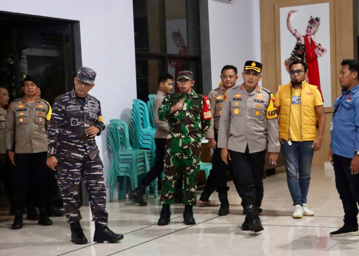 Polresta Banyuwangi Sinergi Pam dan Kawal Kotak Suara Pascapungut Hitung Pilkada 2024 