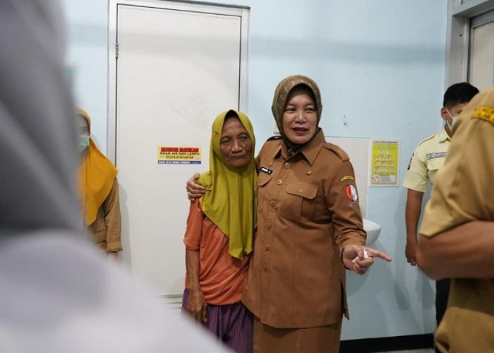  Wabup Nurul Azizah Pastikan Korban Kebakaran di Kanor Bojonegoro Aman, Termasuk ODGJ Dievakuasi