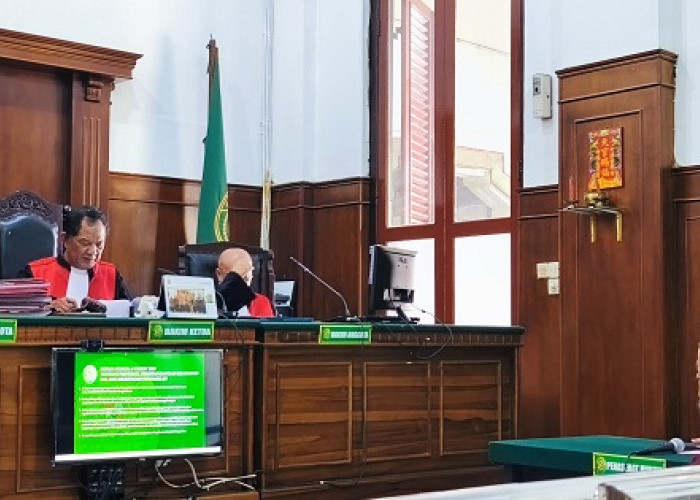 Pria 52 Tahun di Surabaya Nekat Edarkan Narkoba: Divonis 6,5 Tahun Penjara